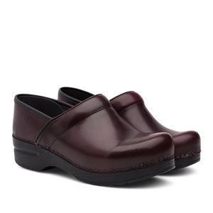 Dansko Clogs (Size: Regular Fit 39EU/8.5-9US)